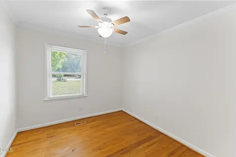 718 S Hughes Street Apex NC 27502