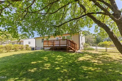718 S Hughes Street Apex NC 27502