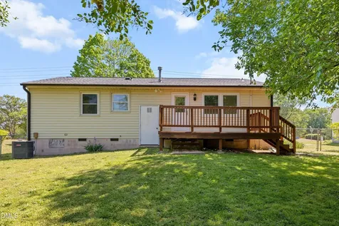 718 S Hughes Street Apex NC 27502