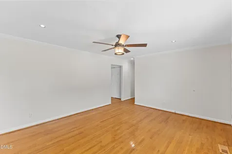 718 S Hughes Street Apex NC 27502
