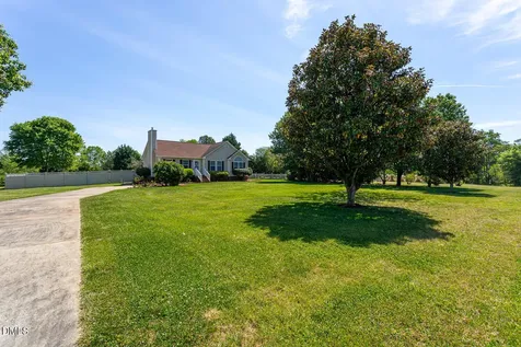 6124 Southwind Drive Mebane NC 27302