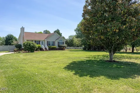 6124 Southwind Drive Mebane NC 27302