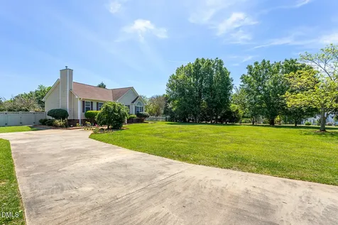 6124 Southwind Drive Mebane NC 27302