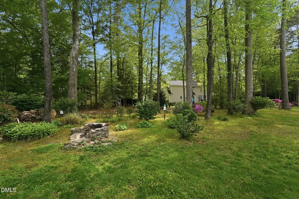 264 Elmcrest Drive Holly Springs NC 27540
