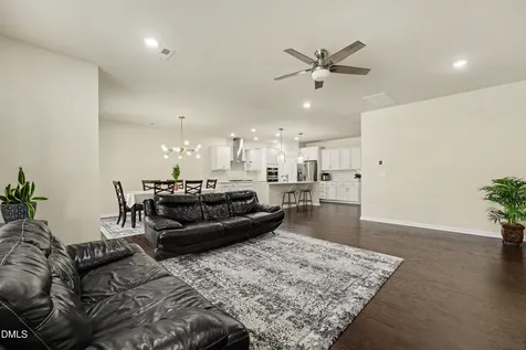 441 Duggins Point Apex NC 27523
