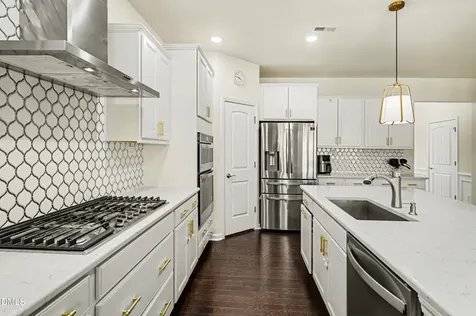 441 Duggins Point Apex NC 27523