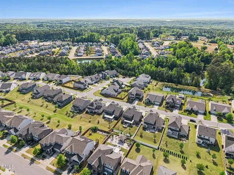 441 Duggins Point Apex NC 27523