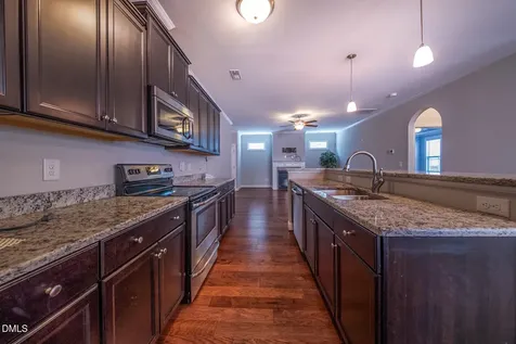 802 Hickory Lane Mebane NC 27302