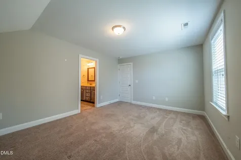 802 Hickory Lane Mebane NC 27302