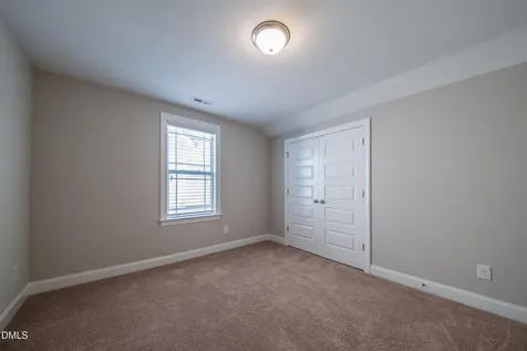 802 Hickory Lane Mebane NC 27302