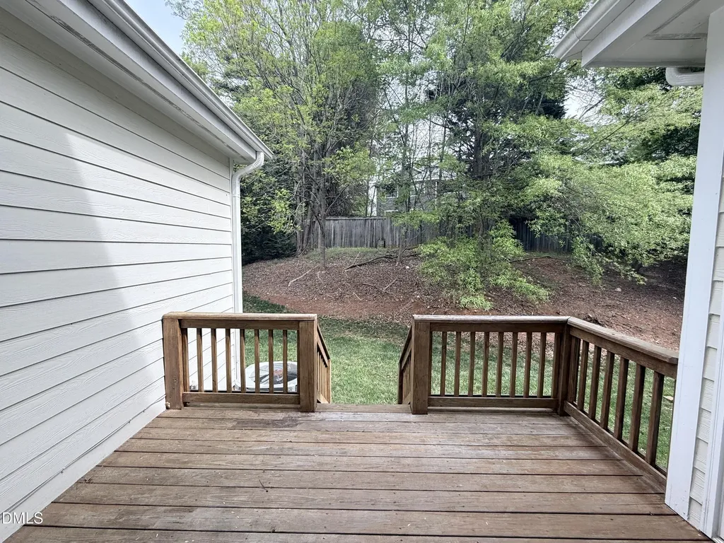 7732 Astoria Place Raleigh NC 27612
