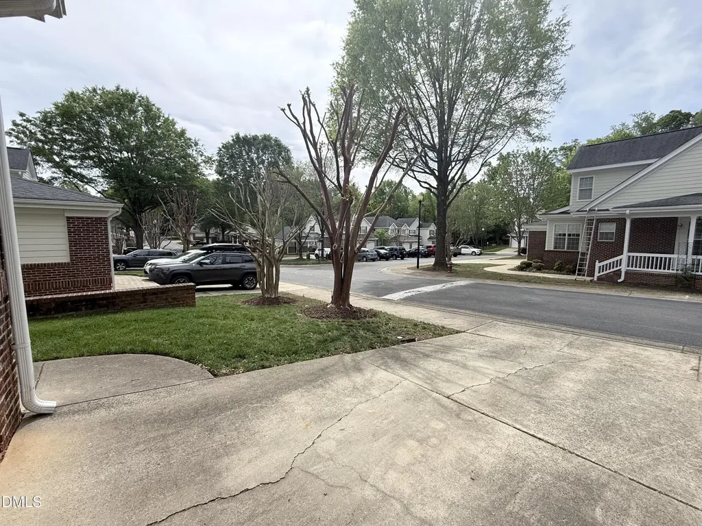 7732 Astoria Place Raleigh NC 27612