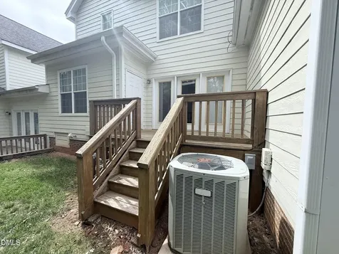 7732 Astoria Place Raleigh NC 27612