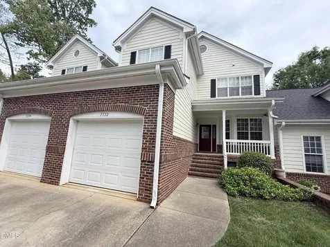 7732 Astoria Place Raleigh NC 27612
