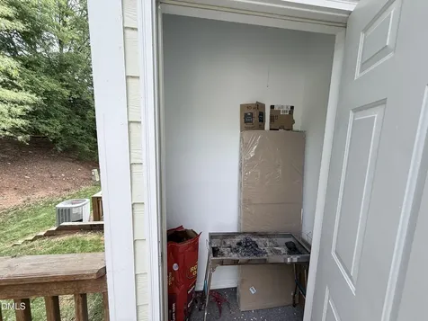 7732 Astoria Place Raleigh NC 27612