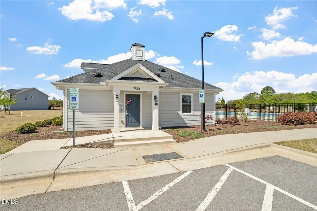1308 Rathdrum Court Holly Springs NC 27540