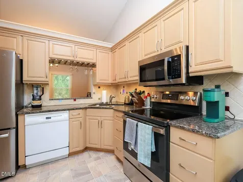 138 Renwick Court Raleigh NC 27615