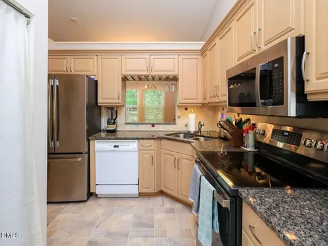 138 Renwick Court Raleigh NC 27615