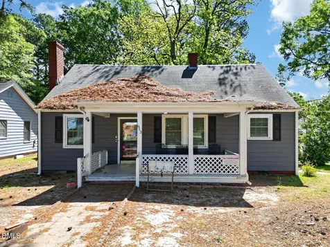 913 Woodrow Street S Wilson NC 27893