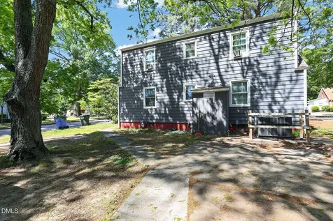 913 Woodrow Street S Wilson NC 27893