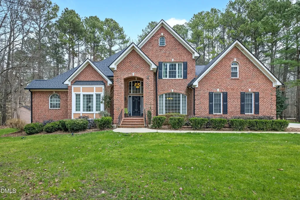 4613 Cross Brook Lane Raleigh NC 27610