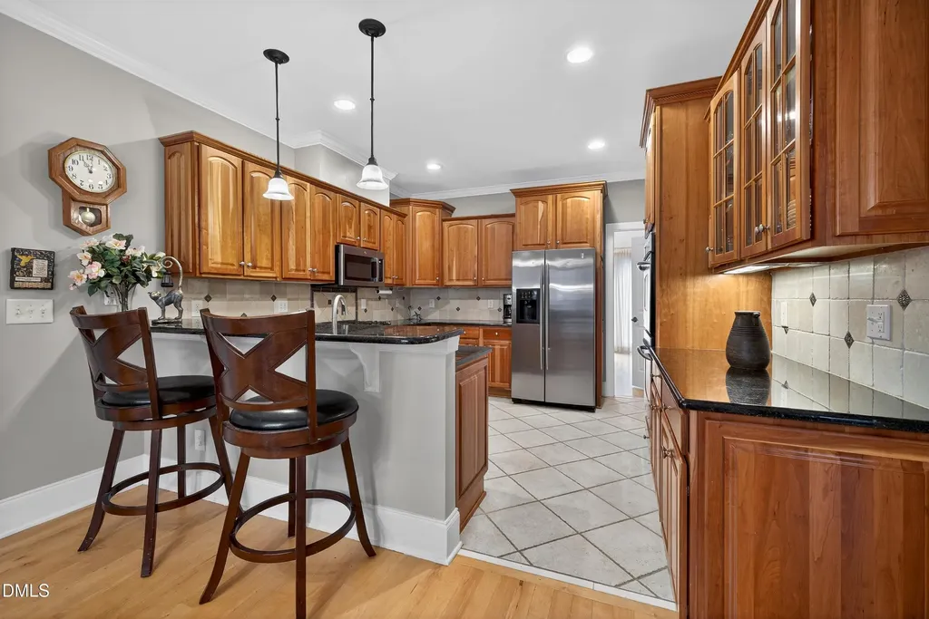 4613 Cross Brook Lane Raleigh NC 27610