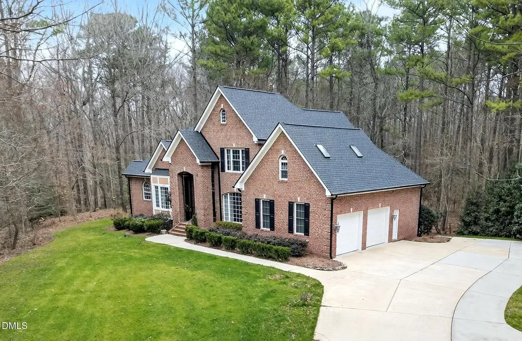 4613 Cross Brook Lane Raleigh NC 27610