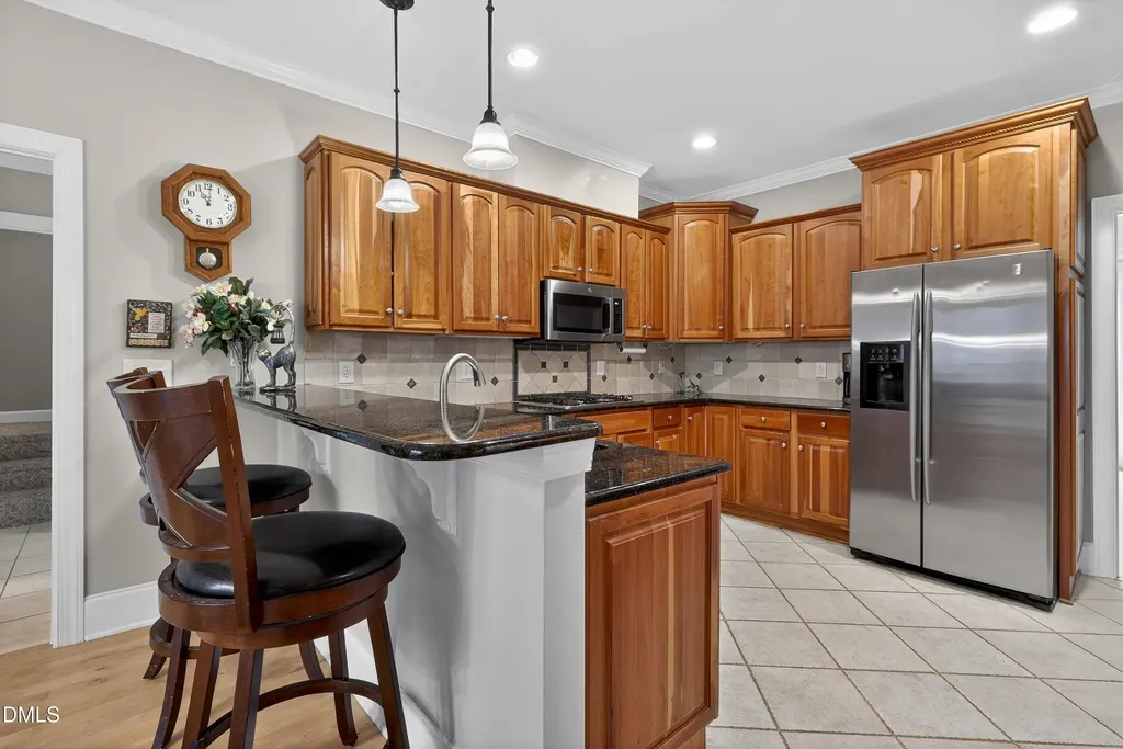 4613 Cross Brook Lane Raleigh NC 27610