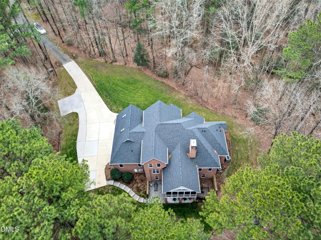4613 Cross Brook Lane Raleigh NC 27610
