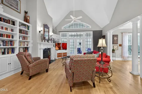 4613 Cross Brook Lane Raleigh NC 27610