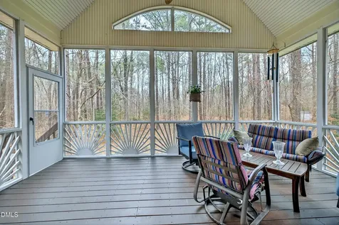 4613 Cross Brook Lane Raleigh NC 27610