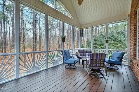 4613 Cross Brook Lane Raleigh NC 27610