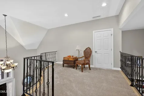 4613 Cross Brook Lane Raleigh NC 27610