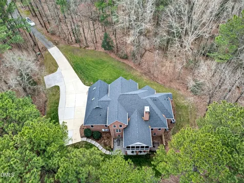 4613 Cross Brook Lane Raleigh NC 27610