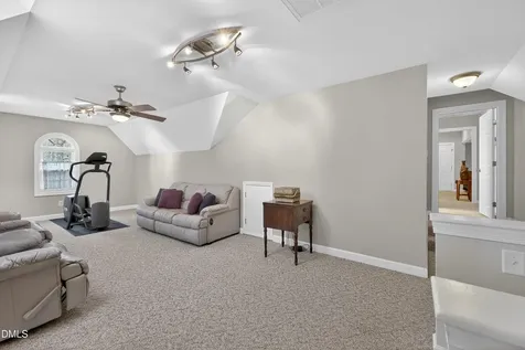 4613 Cross Brook Lane Raleigh NC 27610