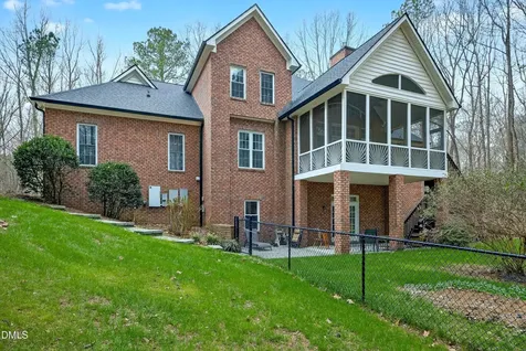 4613 Cross Brook Lane Raleigh NC 27610