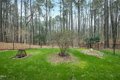 4613 Cross Brook Lane Raleigh NC 27610