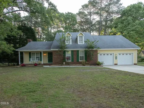 1929 Partridge Court Fayetteville NC 28304