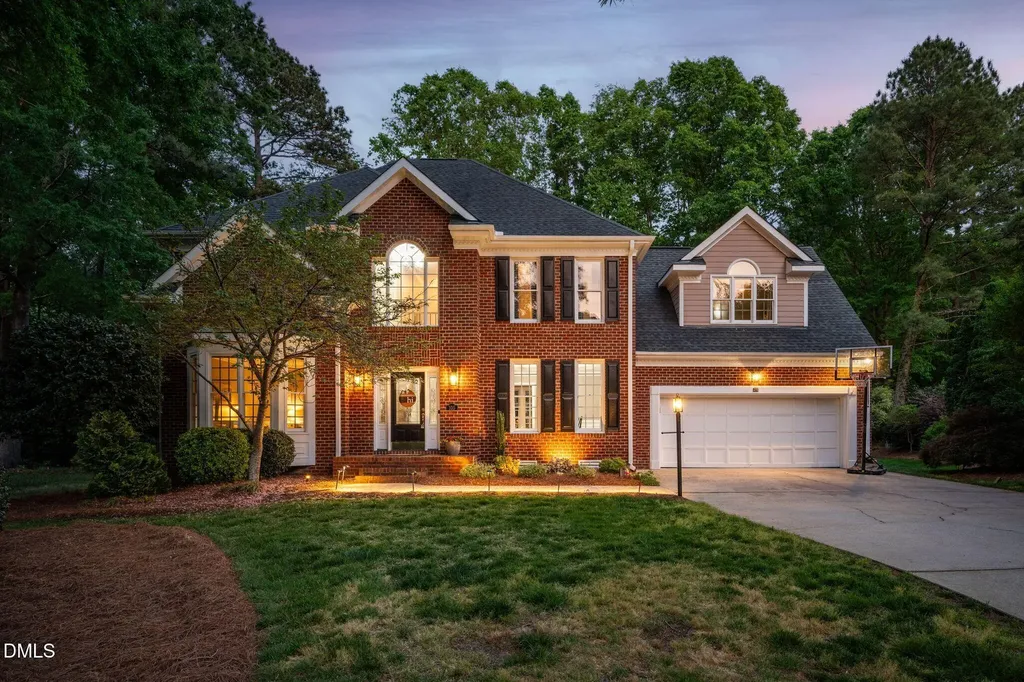 105 Fifemoor Court Cary NC 27518