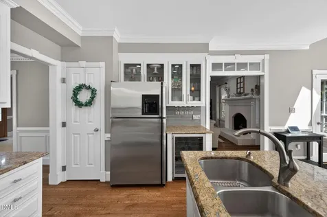 105 Fifemoor Court Cary NC 27518