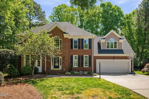105 Fifemoor Court Cary NC 27518