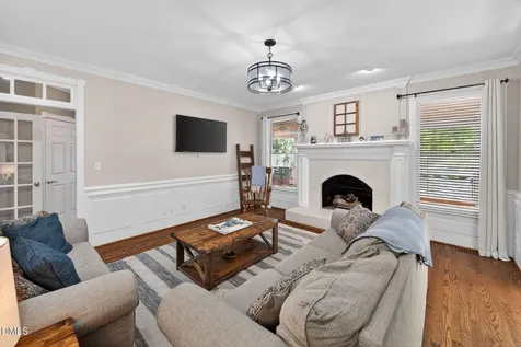 105 Fifemoor Court Cary NC 27518