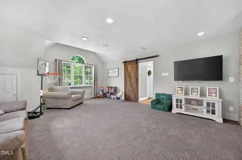 105 Fifemoor Court Cary NC 27518
