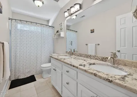 105 Fifemoor Court Cary NC 27518