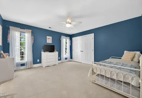 105 Fifemoor Court Cary NC 27518
