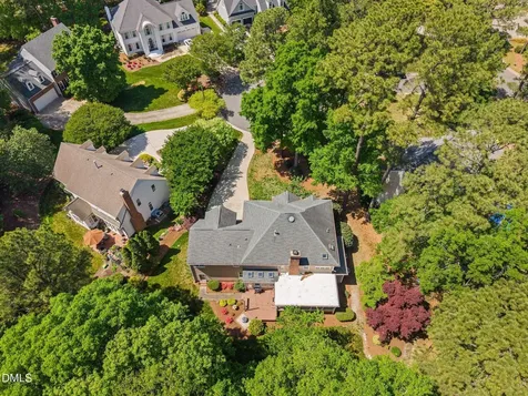 105 Fifemoor Court Cary NC 27518