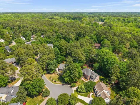 105 Fifemoor Court Cary NC 27518