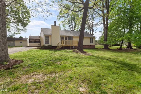 8306 Polaris Drive Bahama NC 27503