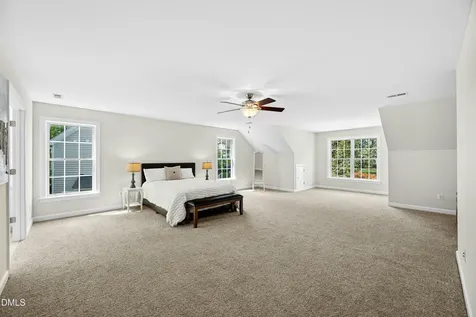1279 Horsham Way Apex NC 27502