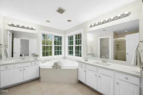 1279 Horsham Way Apex NC 27502